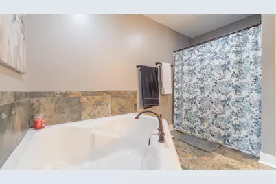 265 Westport Road, Valparaiso, IN 46385 - Photo 18