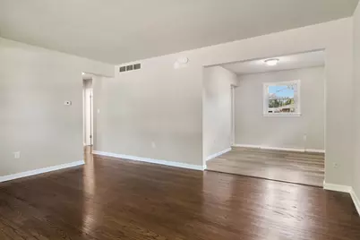 1570 Hendricks Street, Gary, IN 46404 - Photo 4