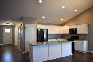 5062 Stephen Ln, Lowell, IN 46356 - Photo 6