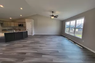 18425 Alexander Ave, Lowell, IN 46356 - Photo 8