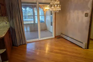 3385 Debbie Ln, Portage, IN 46368 - Photo 8