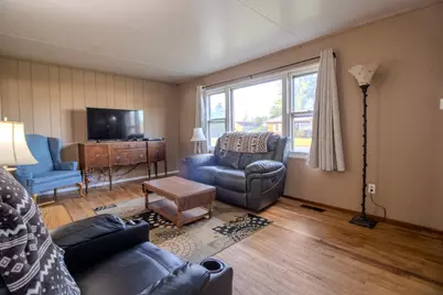 105 W Green Street, San Pierre, IN 46374 - Photo 2