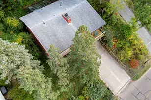 125 E Lake Front Dr, Beverly Shores, IN 46301 - Photo 38