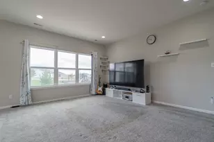 6363 Glenbrook Ave, Portage, IN 46368 - Photo 4