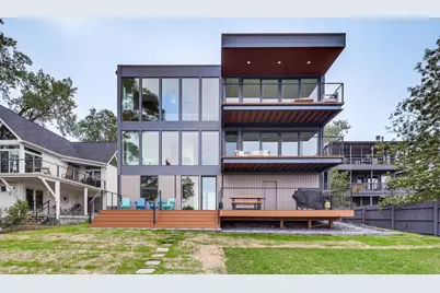 7705 Lake Shore Drive, Gary, IN 46403 - Photo 1