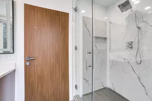 7705 Lake Shore Dr, Gary, IN 46403 - Photo 32