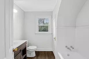 650 119th St, Whiting, IN 46394 - Photo 8