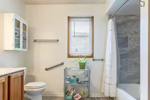 2308 Barbara Jean Dr, Schererville, IN 46375 - Photo 20