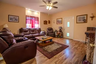 207 W Lake St, Knox, IN 46534 - Photo 2