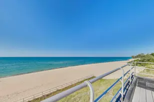 250 W Lake Front Dr W, Beverly Shores, IN 46301 - Photo 4