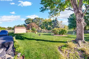 4925 Oriole Ave, Schererville, IN 46375 - Photo 4