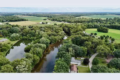 610 N Forest Drive, Winamac, IN 46996 - Photo 4