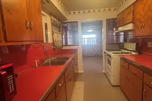 402 S Home Ave, Rensselaer, IN 47978 - Photo 8