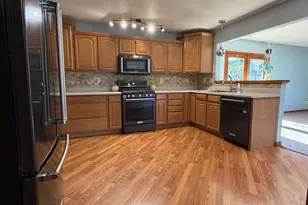 9542 Roosevelt Pl, Crown Point, IN 46307 - Photo 14