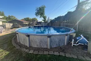 9542 Roosevelt Pl, Crown Point, IN 46307 - Photo 20