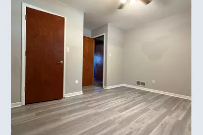 9542 Roosevelt Place, Crown Point, IN 46307 - Photo 10