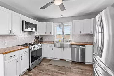 176 S 200 W, Valparaiso, IN 46385 - Photo 8