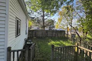 219 S Broad St, Griffith, IN 46319 - Photo 6