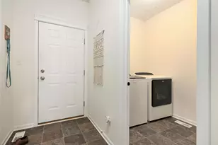 1452 Gossett Mill Ave, Chesterton, IN 46304 - Photo 8