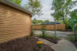 2257 W 16th Ave, Gary, IN 46404 - Photo 22