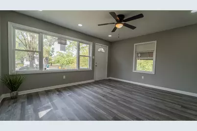 2257 W 16th Avenue, Gary, IN 46404 - Photo 2