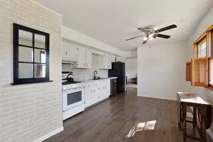 373 W Millport Dr, Valparaiso, IN 46385 - Photo 4