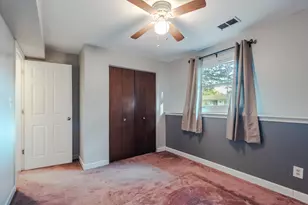 1642 E 31st Pl, Hobart, IN 46342 - Photo 18