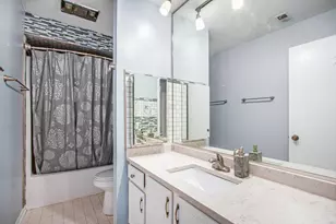 920 Camellia Dr, Munster, IN 46321 - Photo 14