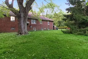 4401 W Taft St, Gary, IN 46408 - Photo 8