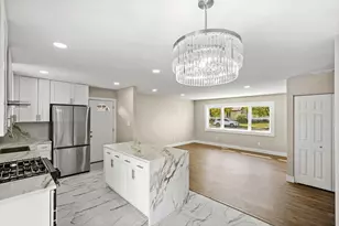 1341 Capri Ln, Dyer, IN 46311 - Photo 8