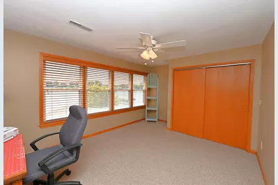 11295 W Lakeshore Drive, Kewanna, IN 46939 - Photo 24