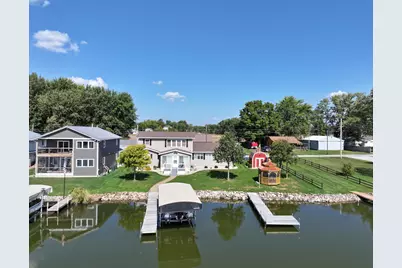 11295 W Lakeshore Drive, Kewanna, IN 46939 - Photo 1