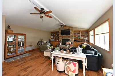 11295 W Lakeshore Drive, Kewanna, IN 46939 - Photo 16