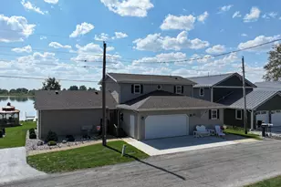 11295 W Lakeshore Dr, Kewanna, IN 46939 - Photo 6