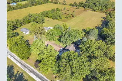 298 E 1100 N, Wheatfield, IN 46392 - Photo 10