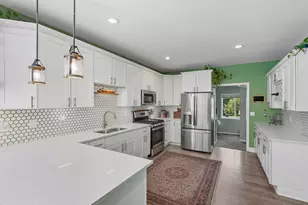 54 N Michigan Ave, Hobart, IN 46342 - Photo 22