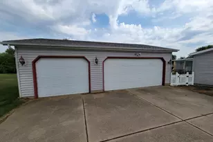 2027 E Coachlight Dr, La Porte, IN 46350 - Photo 2