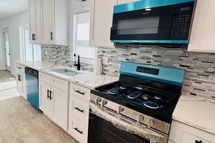 2075 E 200 S, Knox, IN 46534 - Photo 12