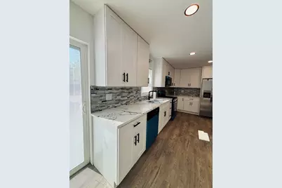 2075 E 200 S, Knox, IN 46534 - Photo 6