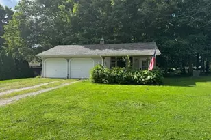 7769 E Bell Ave, New Carlisle, IN 46552 - Photo 14