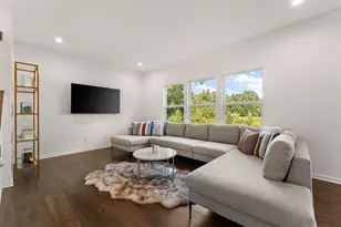 65 N Larwick Circle, Valparaiso, IN 46385 - Photo 6