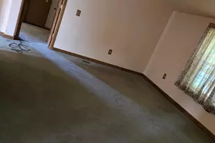 3152 Heavilin Rd, Valparaiso, IN 46385 - Photo 6