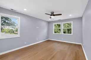 8318 Howard Ave, Munster, IN 46321 - Photo 12