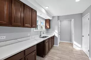 8318 Howard Ave, Munster, IN 46321 - Photo 18