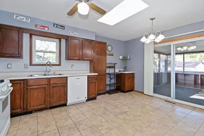 1702 W 100th Avenue, Crown Point, IN 46307 - Photo 10