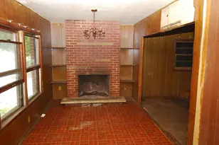 276 S Ivanhoe Road S, Kingsford Heights, IN 46346 - Photo 2