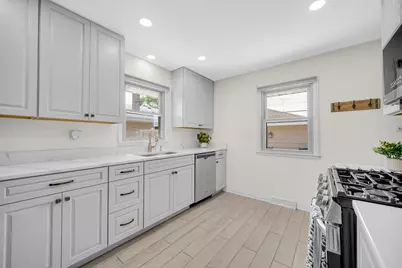 842 N Jay Street, Griffith, IN 46319 - Photo 2