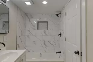 824 Elm St, Valparaiso, IN 46383 - Photo 16