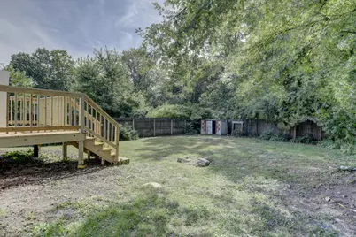 824 Elm Street, Valparaiso, IN 46383 - Photo 18