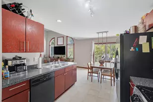 9842 Kreitzburg St, Dyer, IN 46311 - Photo 8